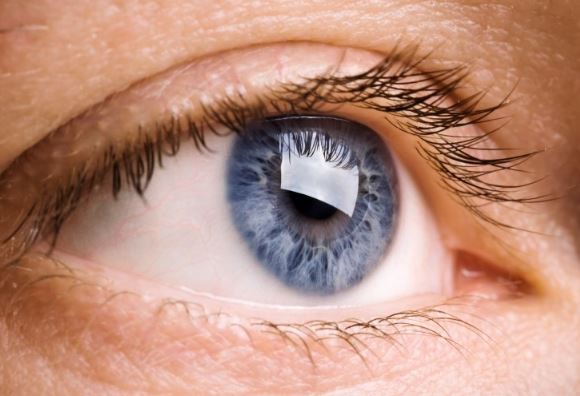 Using Contact Lenses Safely